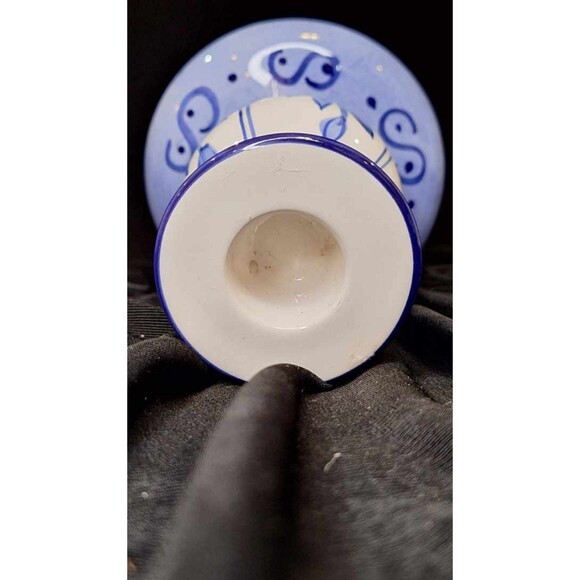 Set of 2 Candle Holders Blue Floral Design Possibly Lillian Vernon, Not Marked - Picture 11 of 12